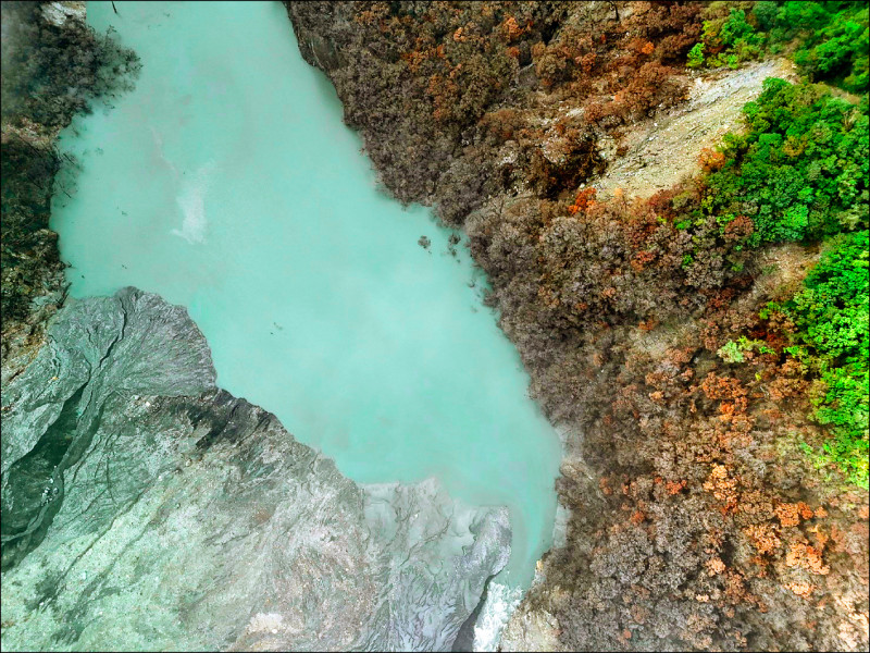 馬太鞍溪新、舊堰塞湖量體縮小 紅色警戒解除 災民終可返家