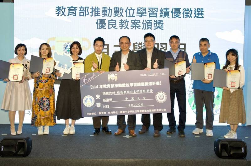 國中師善用生成式AI 教學生創作機率遊戲、AI歌曲獲教案徵選特優