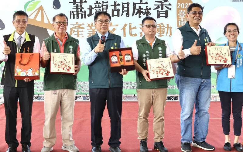 幸「胡」美味 台南西港、佳里胡麻節登場