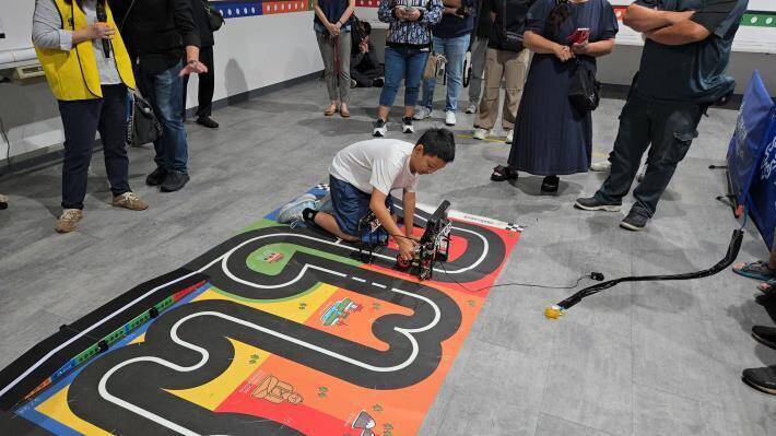 TIRT桃園國際新創機器人節 竹縣五龍國小捧回多項大獎