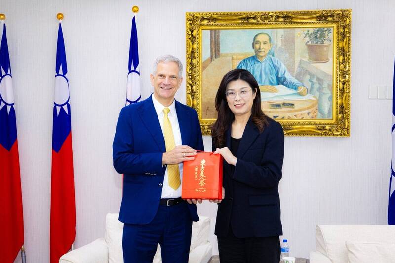 鄭麗文與德國在台協會處長會談 重申民主自由與法治是長期共享價值