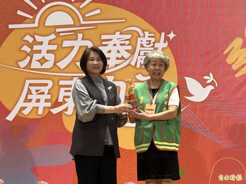 80歲竹田阿嬤李鍾梅珍當27年志工 愛心不退場