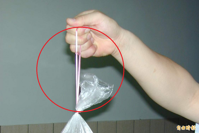 台灣常見「紅色綁繩」正確名稱曝 一票人震驚:唸錯30年!