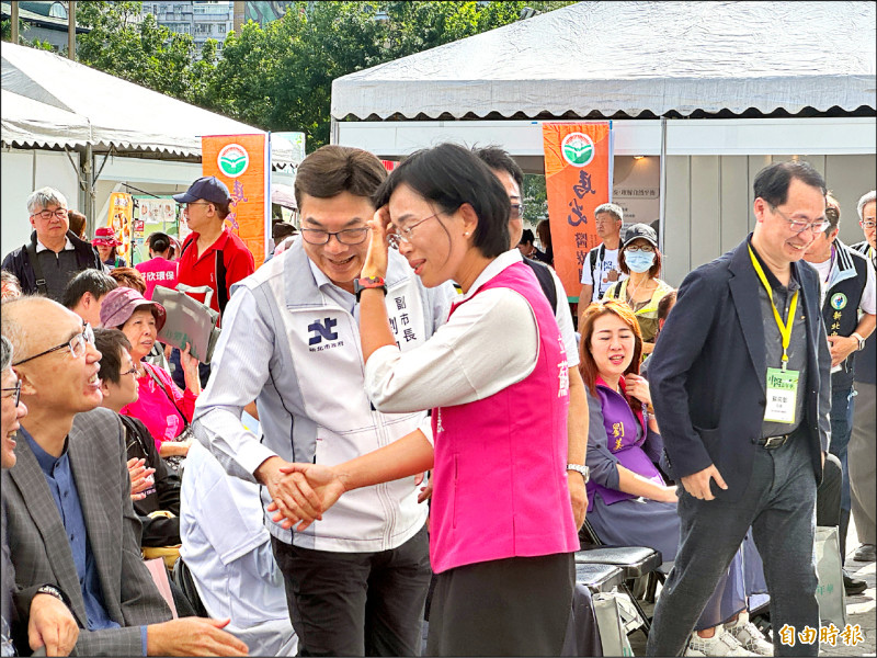 蘇巧慧、劉和然兩度同框 互動熱絡