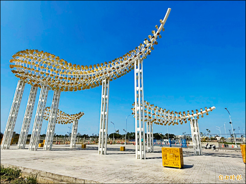 「光之祥雲」 點亮百年北港糖廠