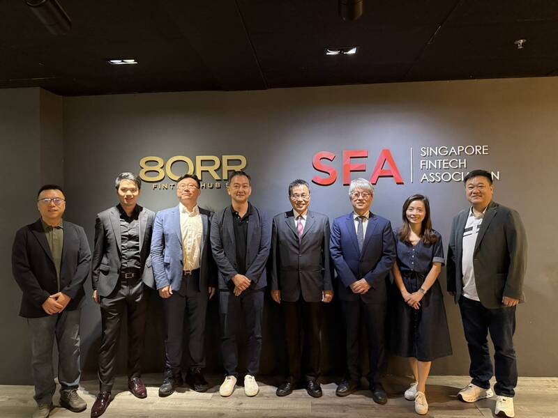 拓展AI金融國際商機 高雄隊參展 「新加坡金融科技嘉年華」