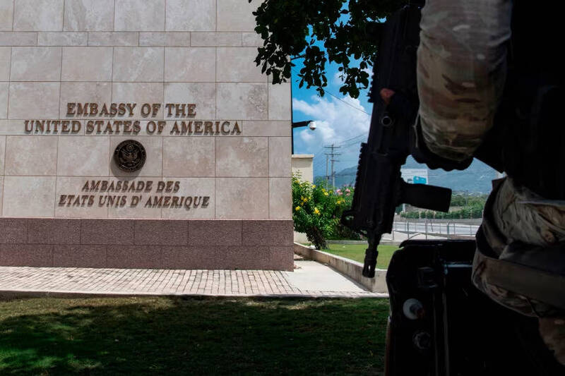美國陸戰隊在海地遇襲還擊！首都9成區域淪幫派掌控
