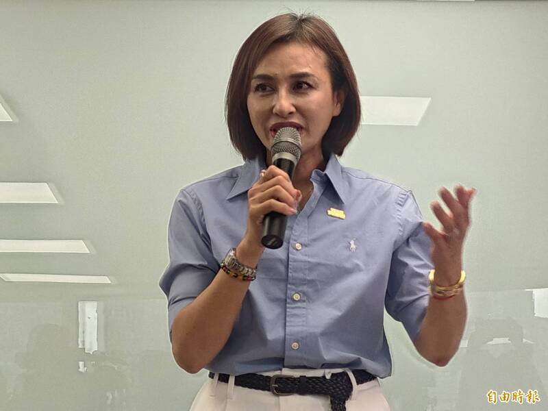 高雄燕巢月世界變垃圾山 邱議瑩:修法重罰到傾家蕩產