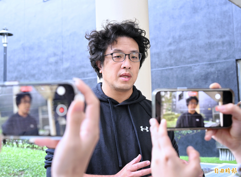 遭中共全球通緝「更該出國」 沈伯洋:讓大家知道北京狐假虎威