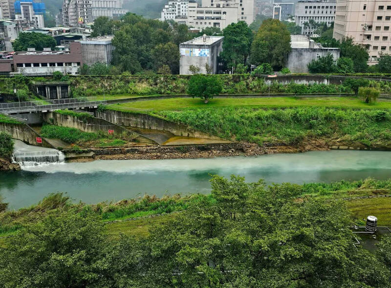 木柵道南橋水污染！捷運南環段施工闖禍 台北市環保局將開罰