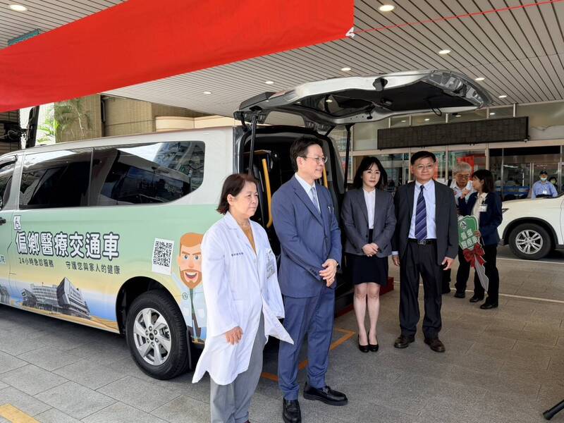 南彰化偏鄉童免再為就醫奔波 1輛頂級醫療車藏救命恩情