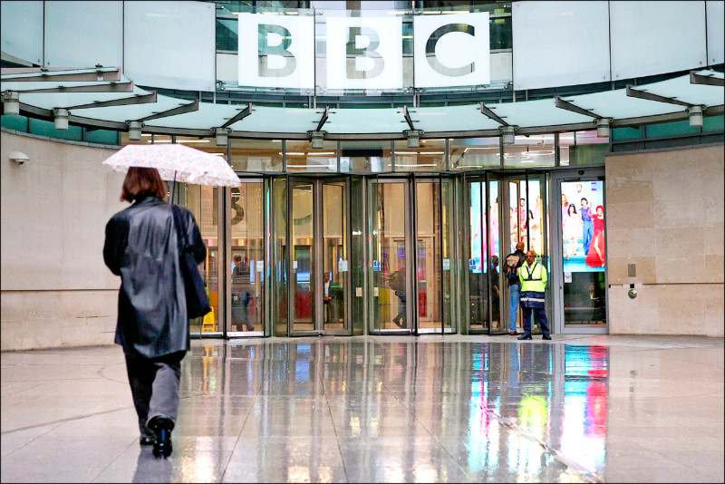 美人計色誘高官 BBC記者涉共諜遭英調查