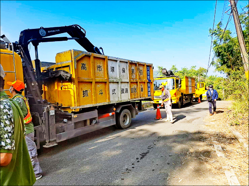 燕巢月世界遭濫倒 美景淪為垃圾山