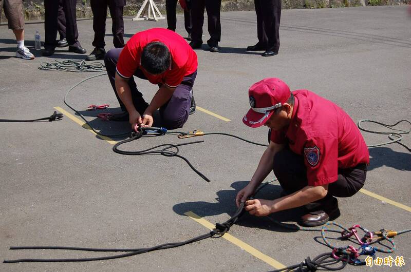 中網友稱教科書台灣電子支付沒普及 台網友已讀亂回：我們打繩結