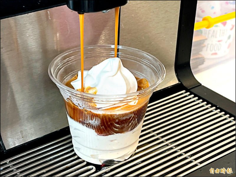 虎尾農會研發 花生霜淇淋配咖啡