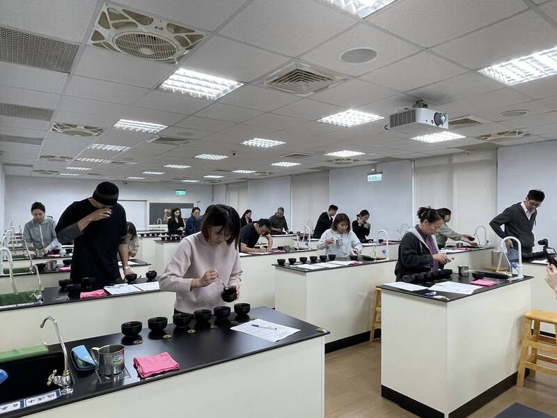 茶改場辦侍茶師大賽 盼栽培更多「侍茶師」展現台灣茶文化魅力