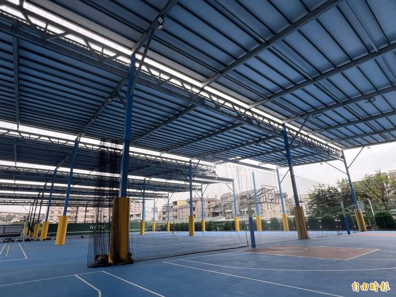 屏大變身綠能校園 啟用全國大學發電總容量最大光電球場