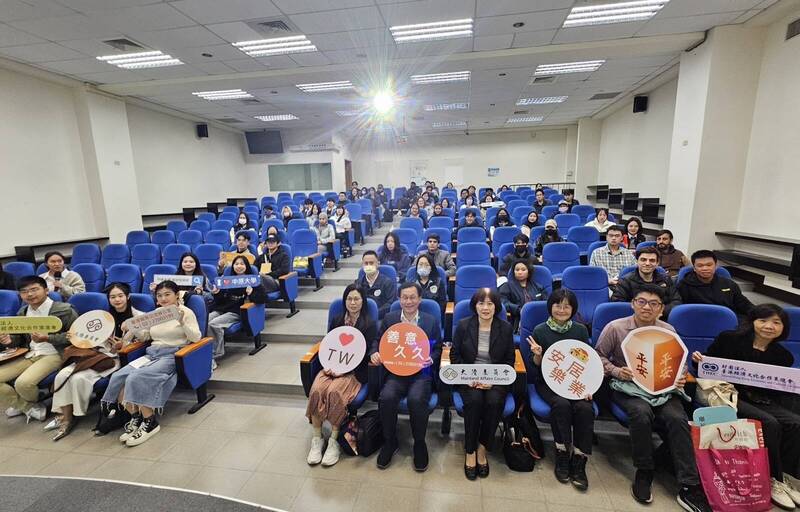 評點制申請留台工作港澳生 陸委會:去年逾1500人