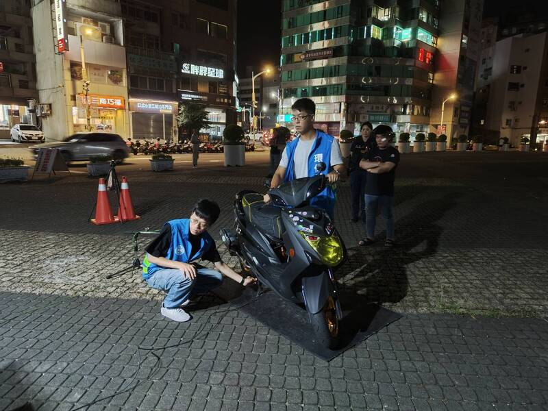 少年騎微電車肇事率3年增加50% 桃園民代要求正視問題