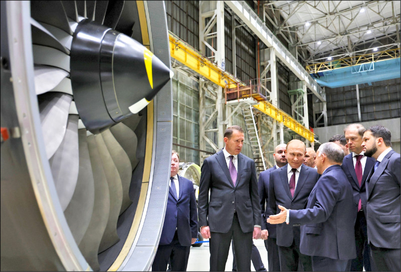 中英對照讀新聞》Putin urges Russia’s aerospace industry to develop rocket engines普廷力促俄國航太產業發展火箭引擎