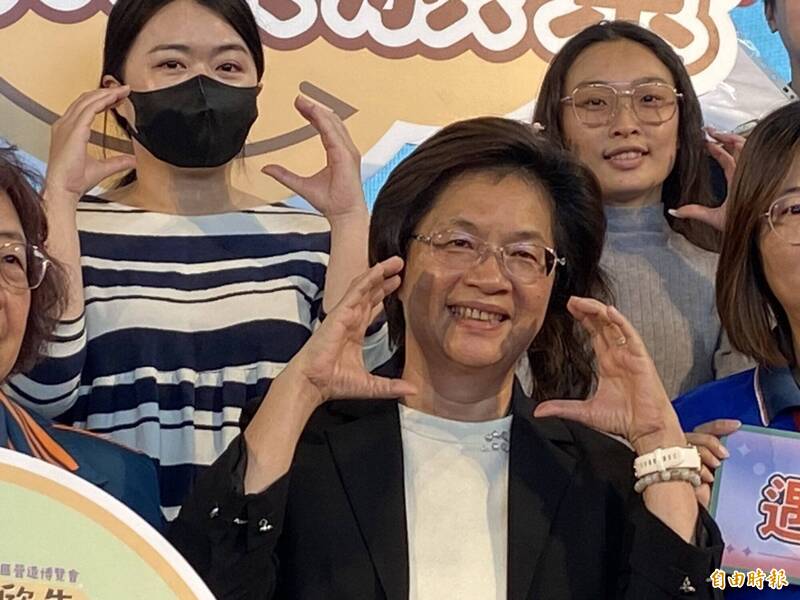 批王惠美一皮天下無難事 張育萌：無能豬隊友搞到全台連滾帶爬