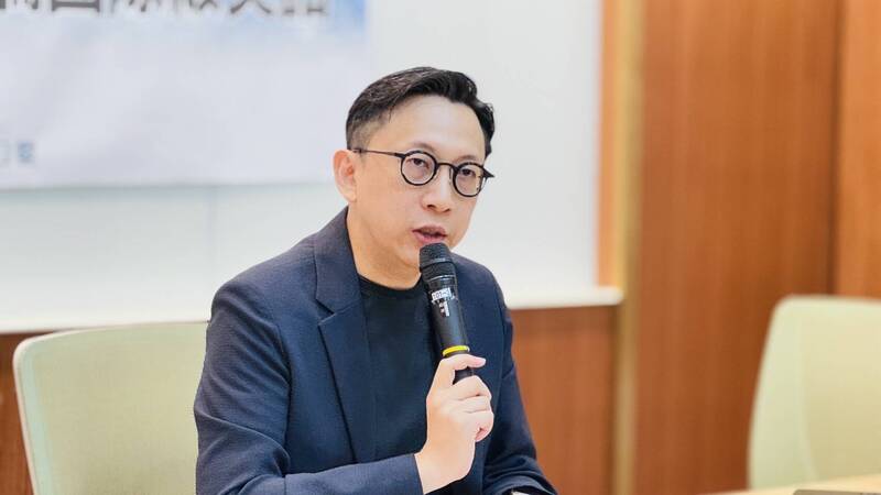 網友發問葛如鈞自稱AI 提「小熊維尼」被回:涉及對特定人物不尊重