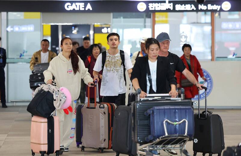 中國人不赴日改去南韓 韓網友嚇壞：求求你們別來