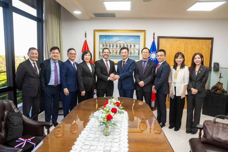 飄洋過海見老友！郭昱晴感謝巴拉圭挺台 68年建交情誼堅定不變