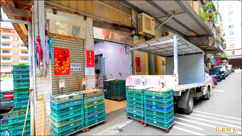 豬瘟、毒蛋外溢 新北議員批：市府資訊落後、反應慢