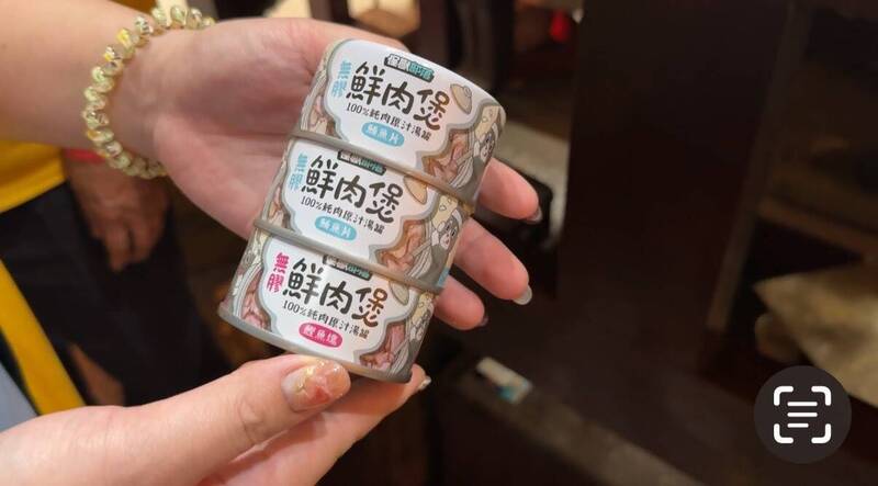 虎爺生氣了？信徒拿3個「罐罐」祭拜竟然大發爐