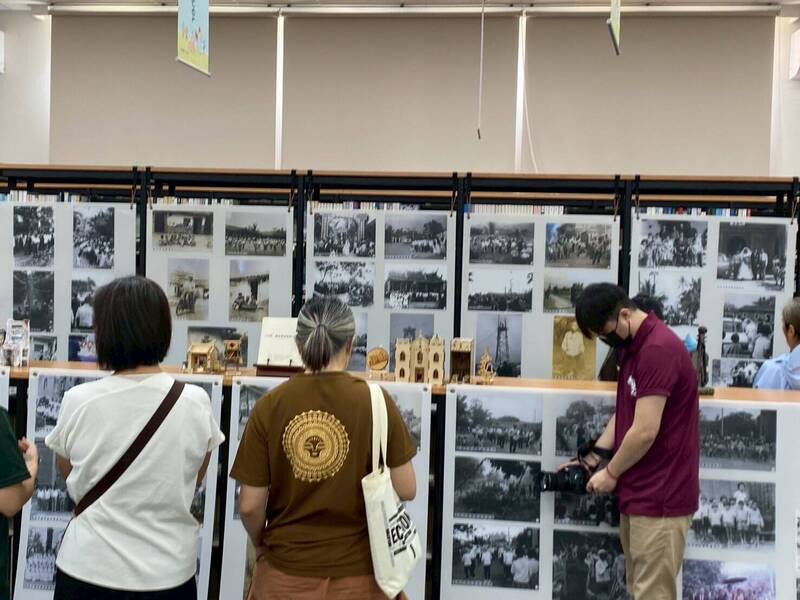萬金「青銀共影」攝影展 全台最資深天主堂提供老照片