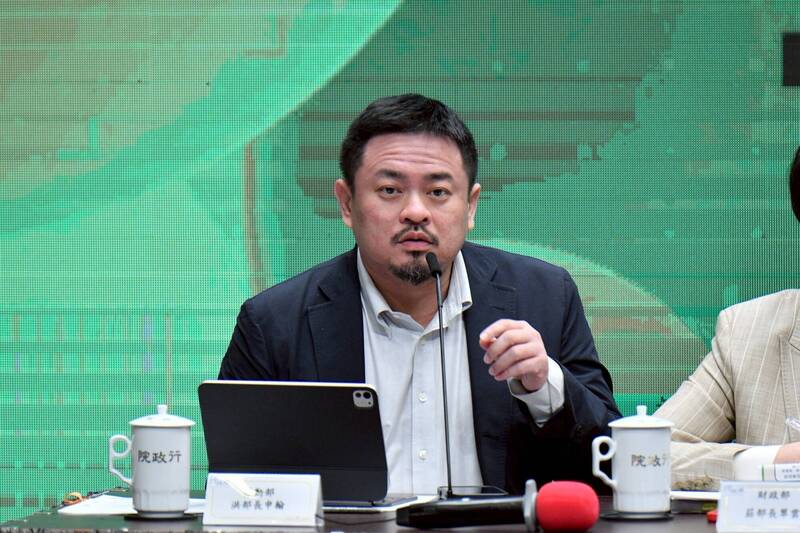 因應國會攻防急提勞保條例對案？ 洪申翰：一直有在研議修法