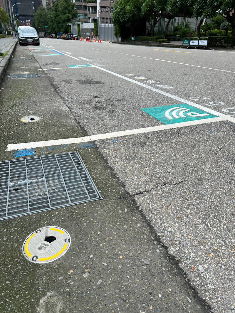 智慧停車無紙化、民眾不知要繳費 議員批中市府未宣傳「挖陷阱」