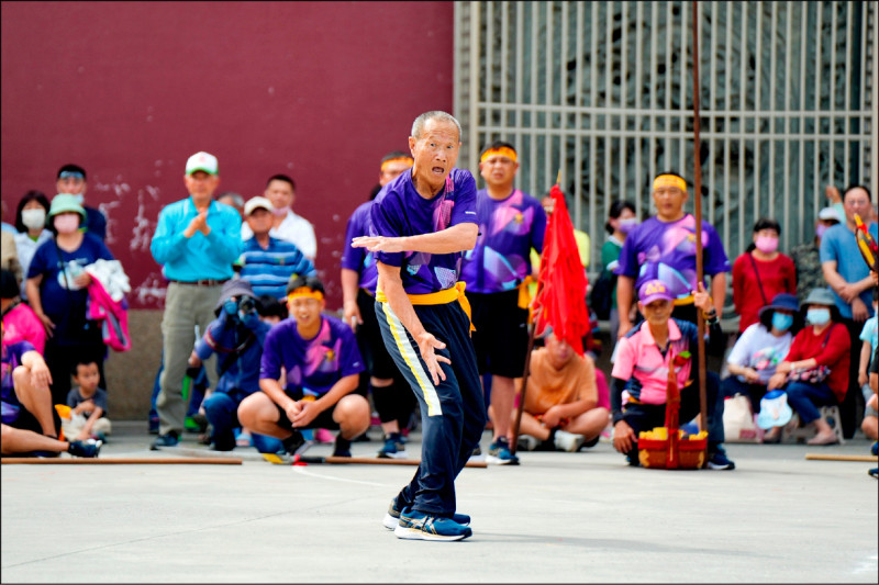 守護民俗文化 台南12位陣頭傳承者獲表揚