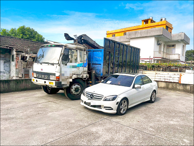 幕後疑有大咖》月世界3處偷倒數百噸垃圾 1收押