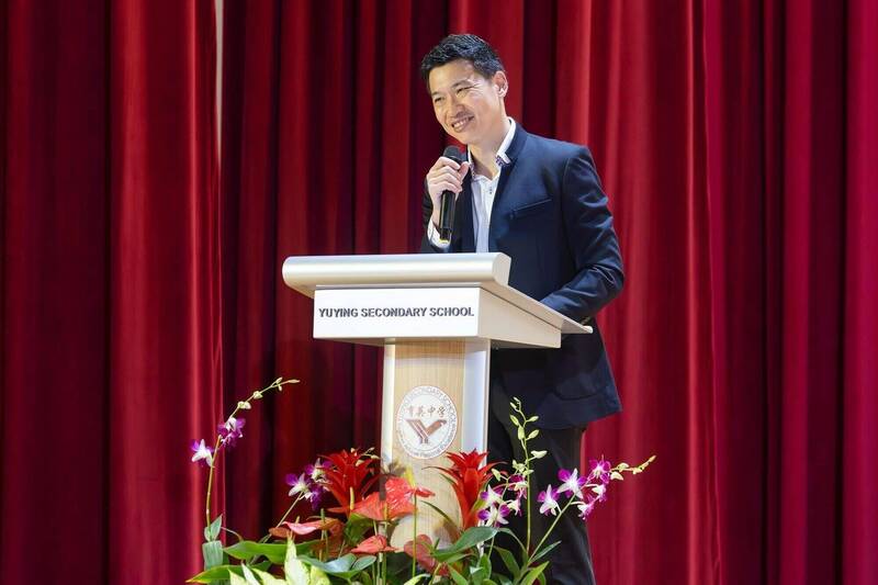 新加坡部長嘲笑香港足球隊「跟白痴一樣」 被炎上後道歉