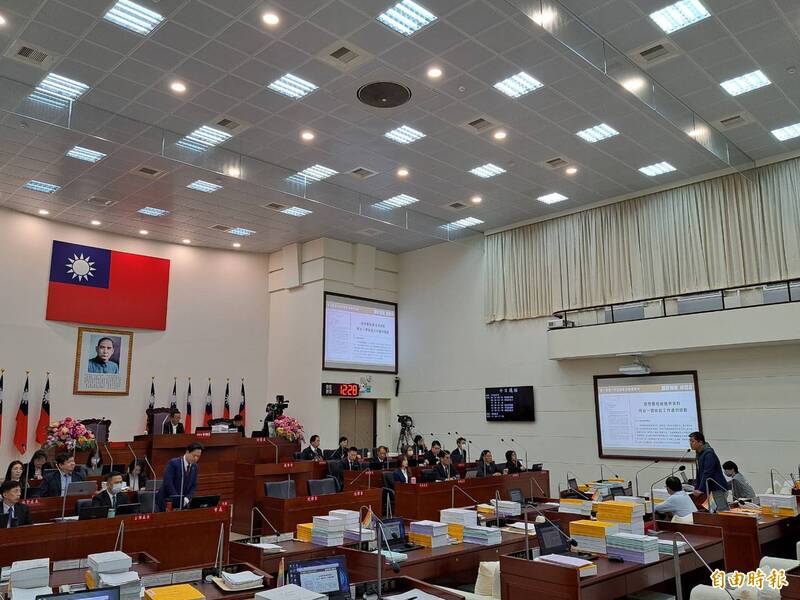 竹市115年度總預算浮編嚴重 民進黨團批市府成活動公關公司