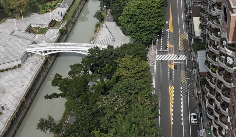 高雄3區車道瘦身同步啟動 改善交通黑點拆除行人地獄