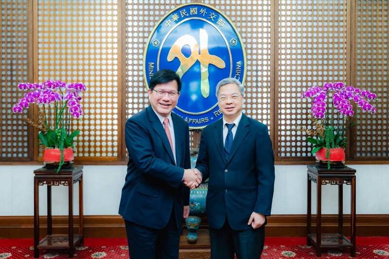 經濟外交雙部長會議 林佳龍:協助產業布局全球、壯大台灣