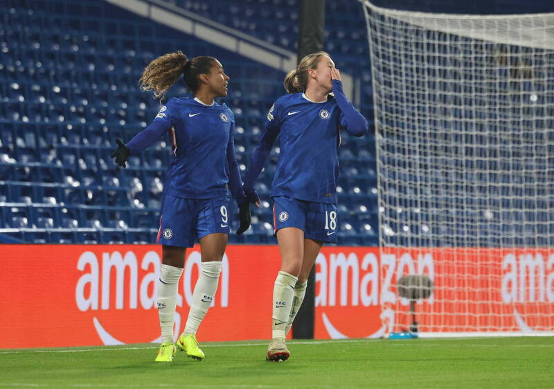 欧洲足总女子冠军联赛在英国伦敦时间20日晚间开打。（欧新社）