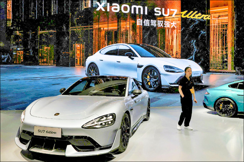 中英對照讀新聞》China signals it will pull plug on subsidies for EVs with five-year plan exclusion中國釋放將終止電動車補貼訊號，排除在五年計劃之外