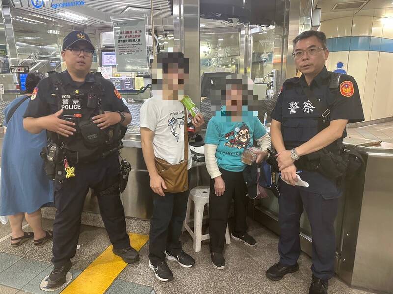 「阿嬤我們來玩遊戲」！ 捷警靠童心對話喚醒婦人記憶