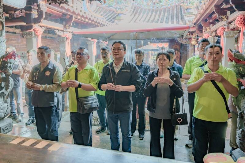深化姊妹市情誼!馬公市長黃健忠朴子配天宮參香