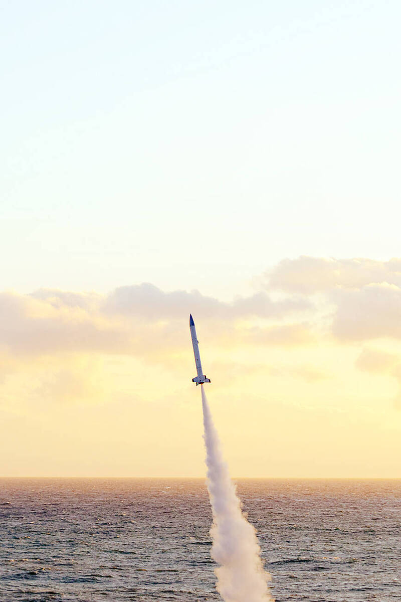 《TAIPEI TIMES》 Students aiming high at rocket launch area