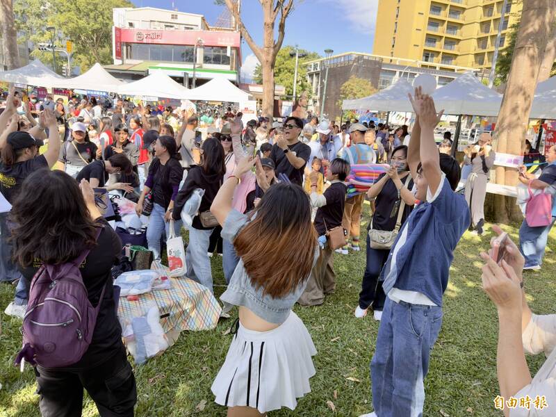 台東鐵花村性平活動 市集、展演、闖關遊戲落實理念