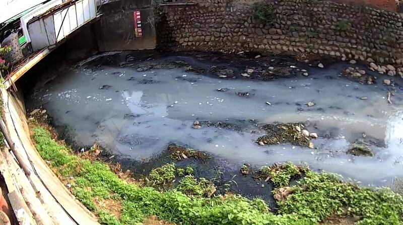 大里、太平3年查獲違法排廢水罰千萬 食品工廠罰百萬