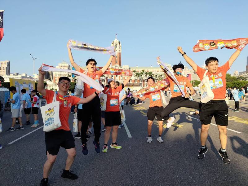 北市警成立「路跑團」 參與公益路跑宣導防詐
