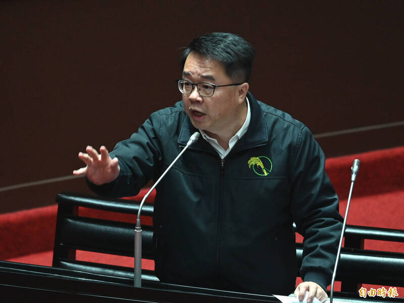 批藍白財劃法亂搞亂修 綠委：政院版是目前最好的版本