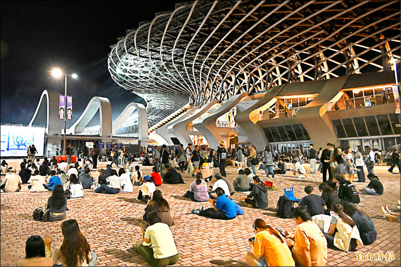 4場館齊開唱 高捷單日運量創今年新高