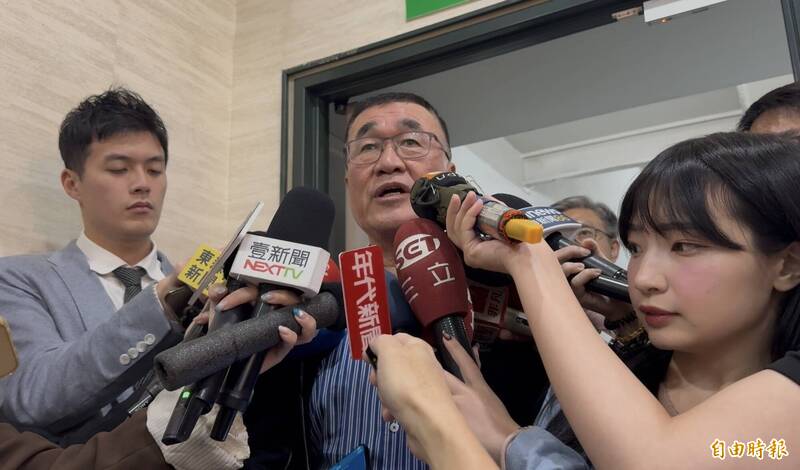 吳怡農說輝達非政績 李四川︰讓市民去評價